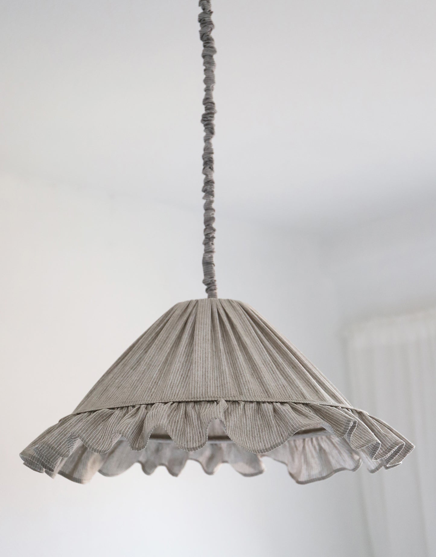 Suspension EMILIA — Fines Rayures Olive