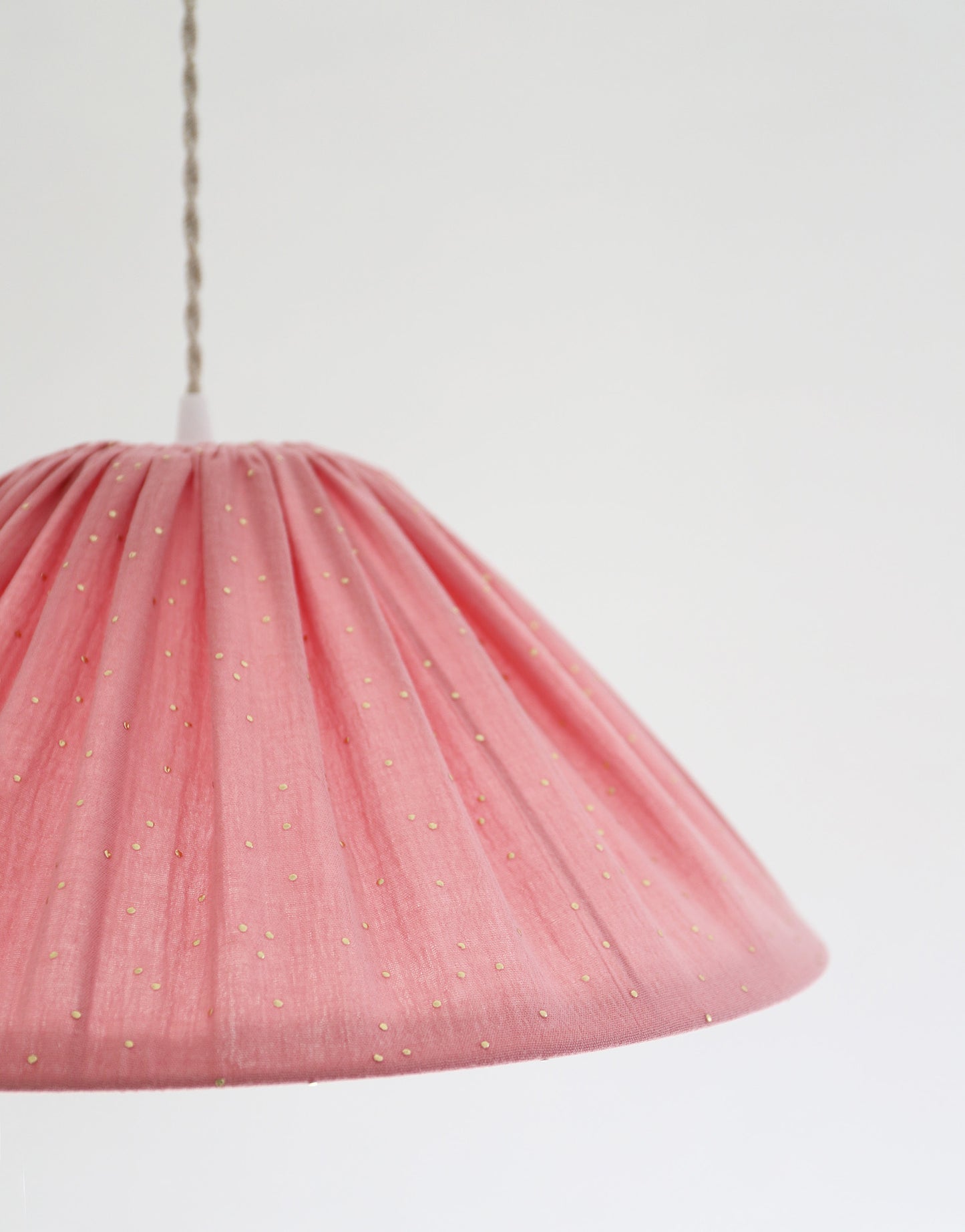 Suspension conique petit pois Malala "tiny dots"