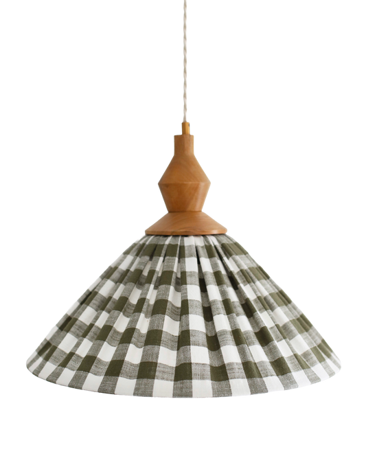 Suspension plissée "Olga" tissu à carreaux kaki et finition bois tourné
